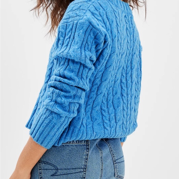 American Eagles Blue Cable Knit Cardigan Sweater L - Picture 2 of 7